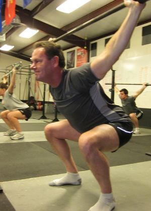 Overhead-squat-without-shoes